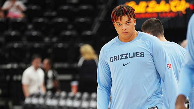 Memphis Grizzlies forward Kenneth Lofton among undrafted players